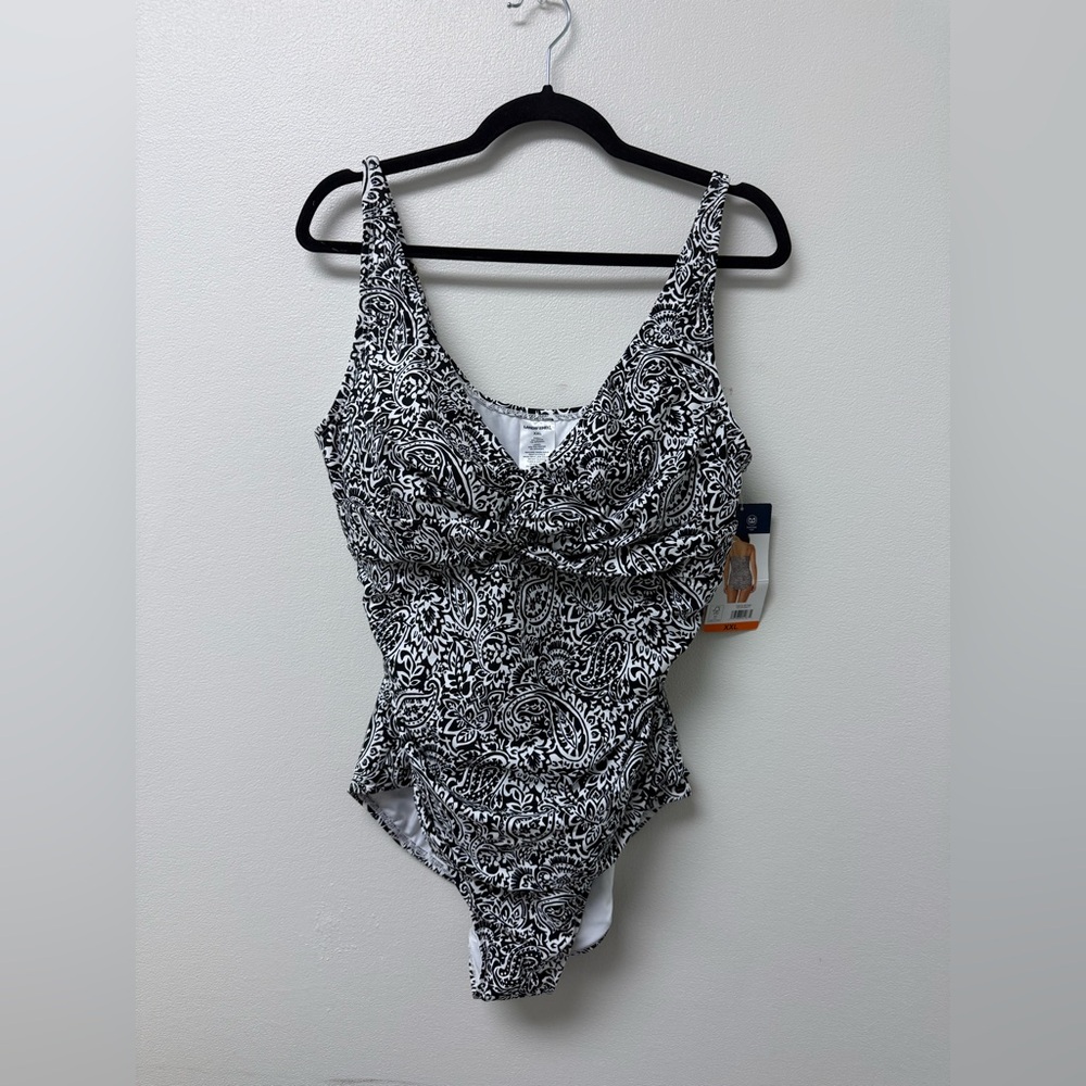 Swim Suit or Resort Wear  XXL Lands’ End One piece Paisley Print Black&White NWT